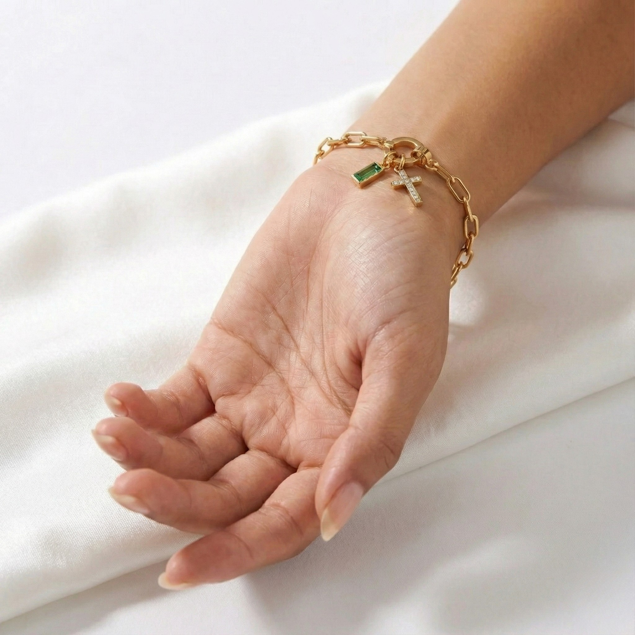 AX papirnata sponka zapestnica s križem in rojstnim kamnom